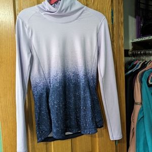 Calia/ Carrie Underwood size small long sleeved top